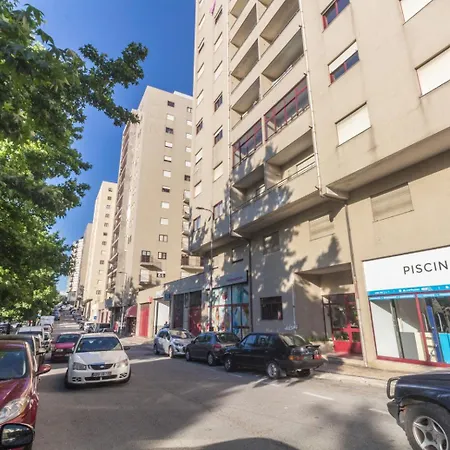 T4 Familiar - Centro - By House And People