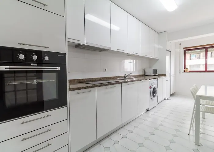 Apartamento T4 Familiar - Centro - By House&people Braga