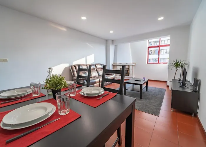 Apartamento T4 Familiar - Centro - By House&people *